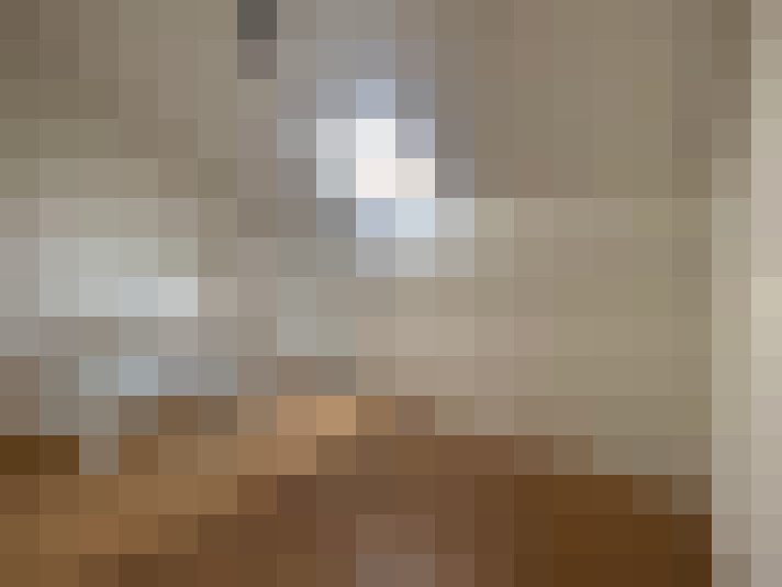 Image 70