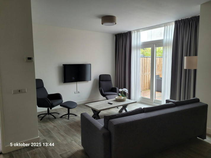 Bekijk foto 1/10 van apartment in Almere