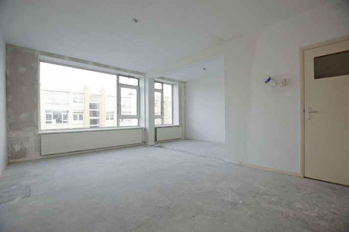 View photo 1/13 of apartment in Rotterdam