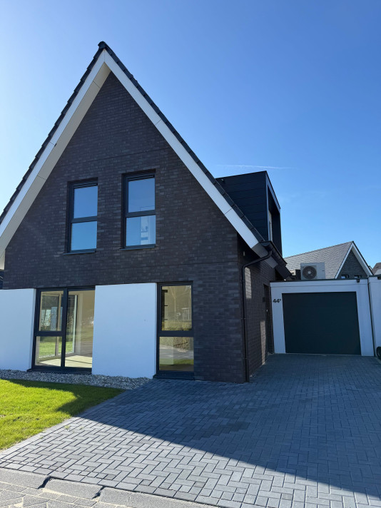 Bekijk foto 1/21 van house in Losser