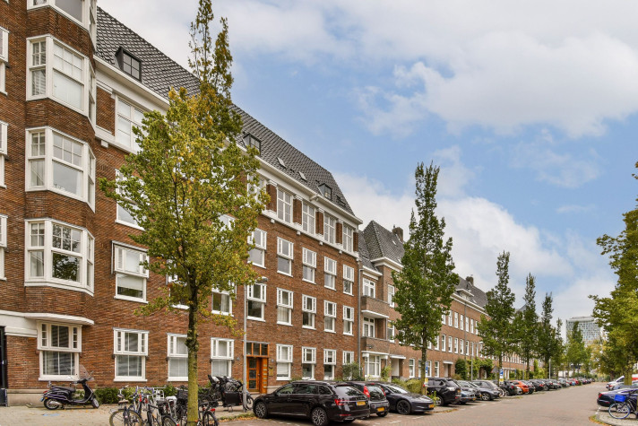 View photo 1/28 of apartment in Amsterdam