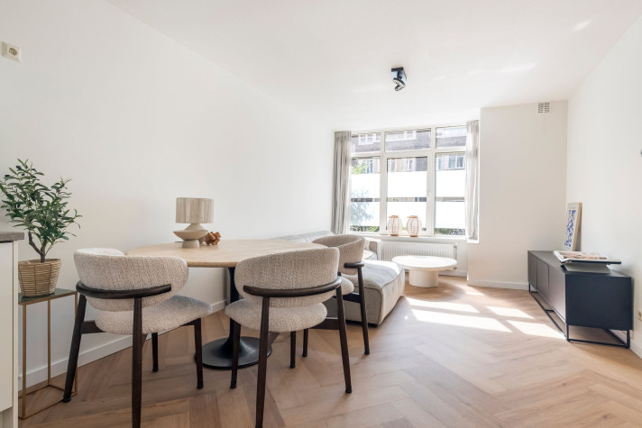 View photo 1/22 of apartment in Amsterdam