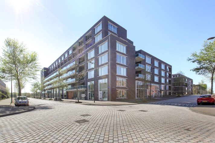 Bekijk foto 1/18 van apartment in Amsterdam