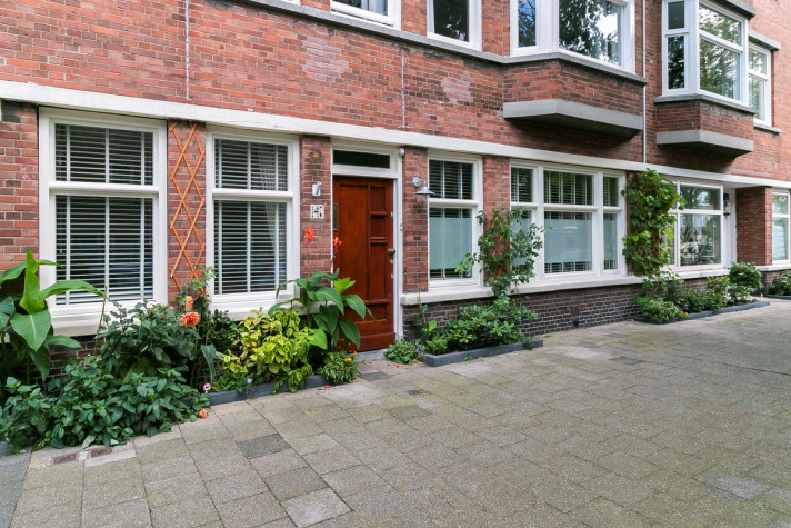 Bekijk foto 1/19 van apartment in 's-Gravenhage