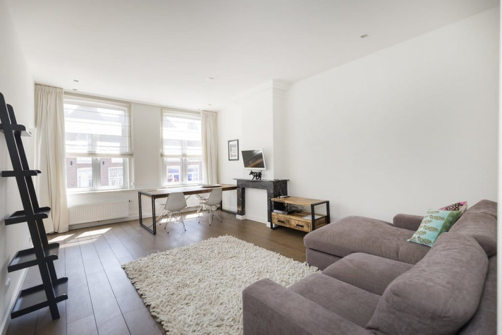 Bekijk foto 1/30 van apartment in Amsterdam