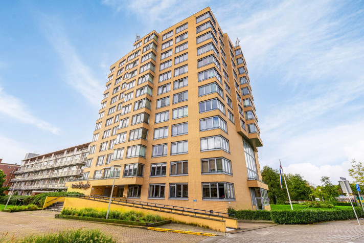 Bekijk foto 1/28 van apartment in 's-Gravenhage