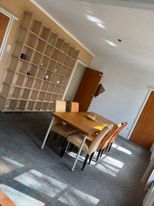 Bekijk foto 1/6 van house in Roosendaal