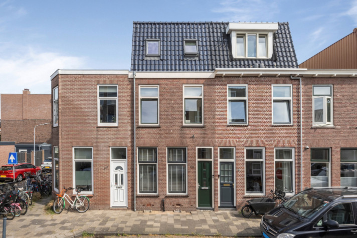 View photo 1/33 of house in Haarlem