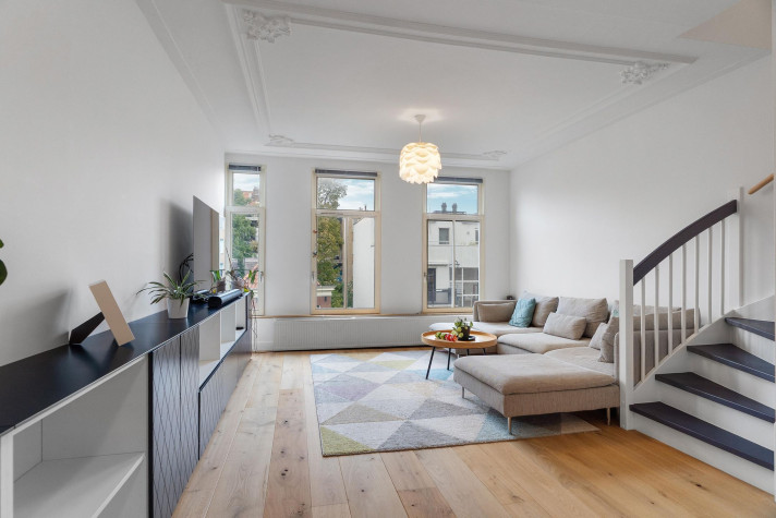 View photo 1/40 of apartment in Amsterdam