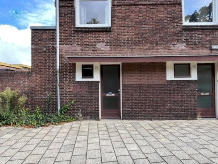 Bekijk foto 1/12 van house in Leiden