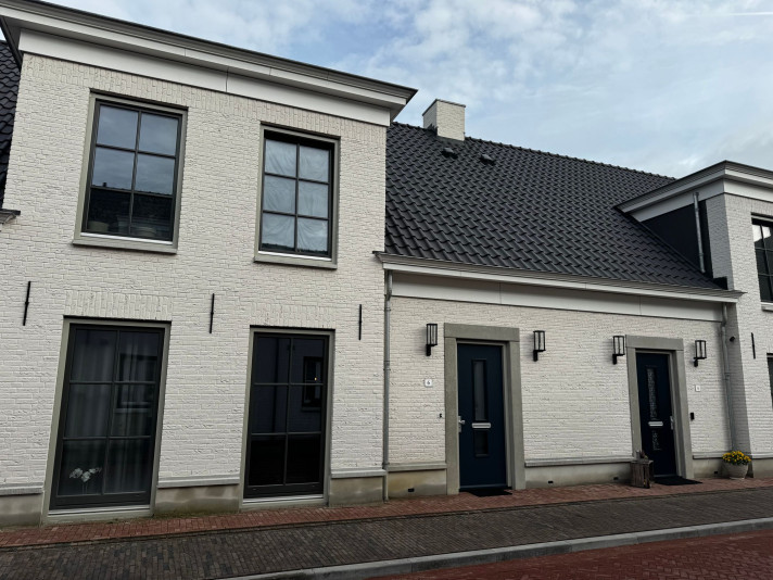 Bekijk foto 1/15 van house in Helmond