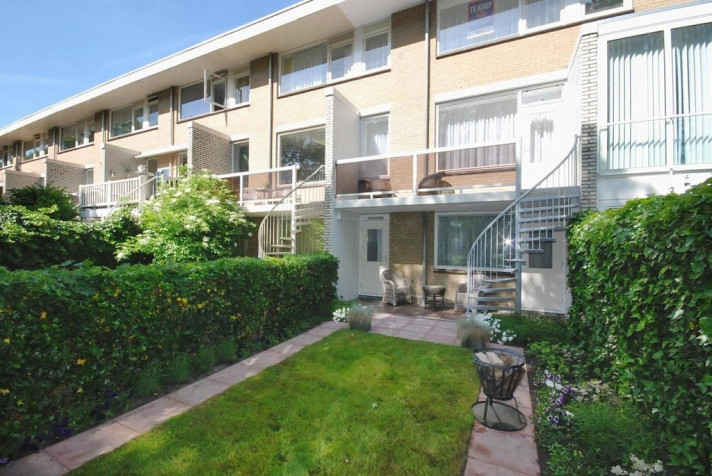 Bekijk foto 1/21 van house in Wassenaar