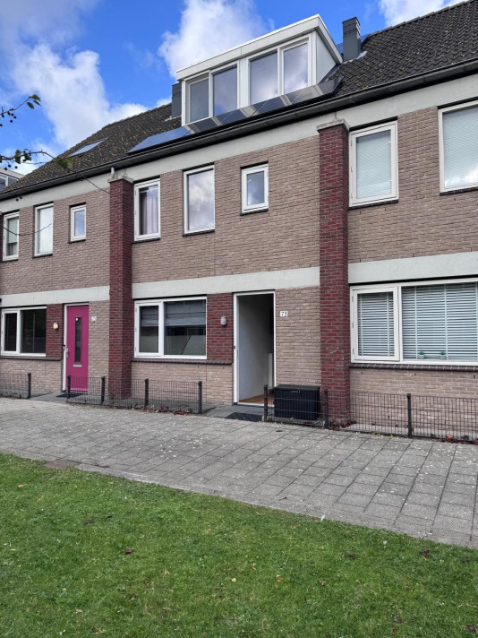 View photo 1/17 of house in Rotterdam