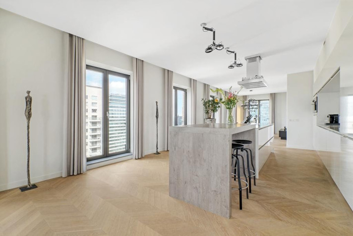 View photo 1/23 of apartment in Amsterdam