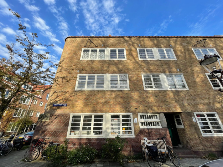 Bekijk foto 1/19 van apartment in Amsterdam