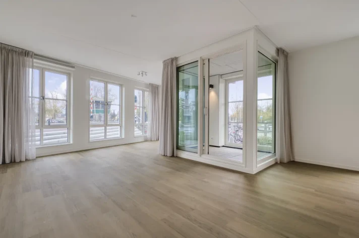 Bekijk foto 1/30 van house in Purmerend