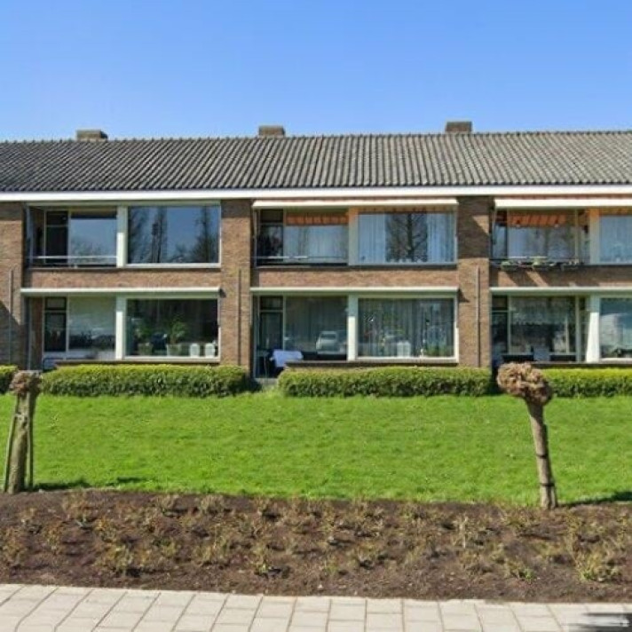 View photo 1/1 of house in Alphen aan den Rijn
