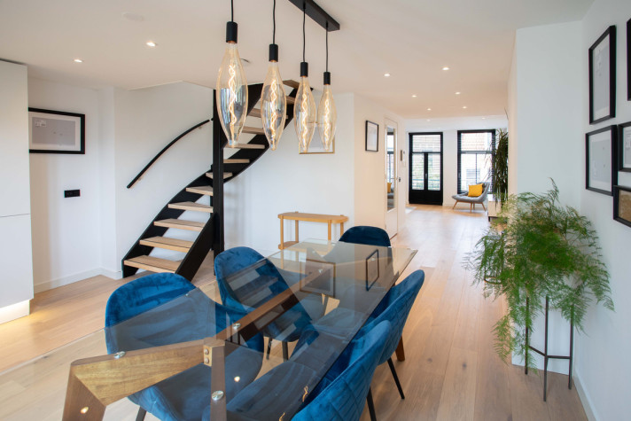 View photo 1/30 of apartment in Amsterdam