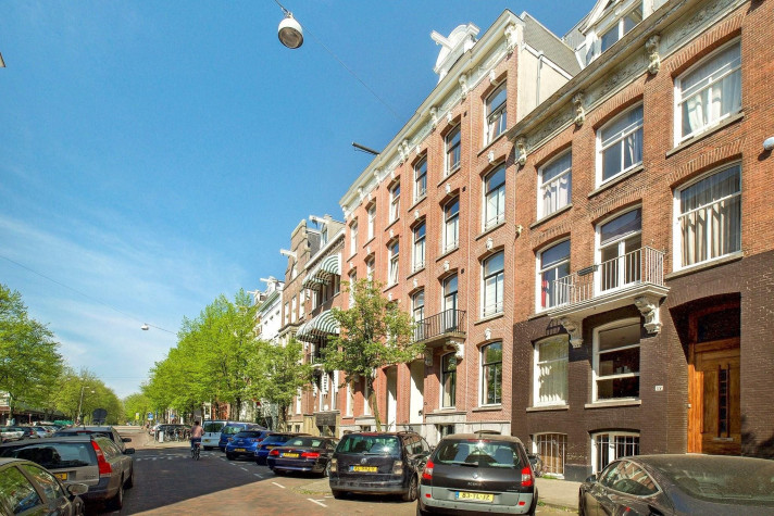 Bekijk foto 1/33 van apartment in Amsterdam
