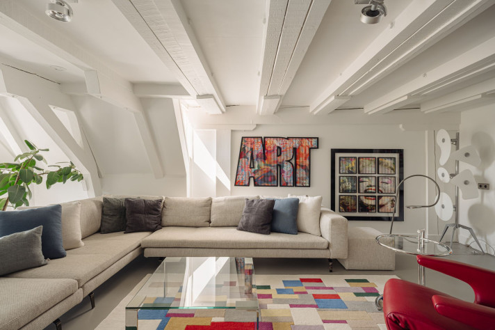 View photo 1/29 of apartment in Amsterdam