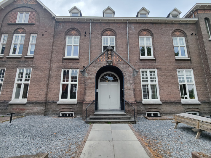 View photo 1/13 of house in Eindhoven