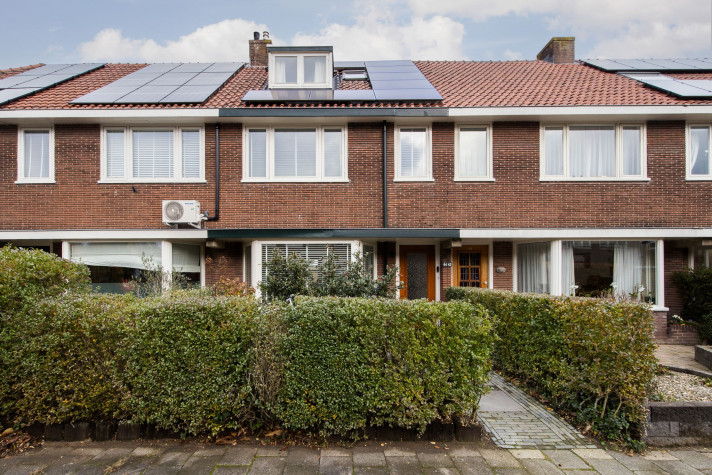 View photo 1/58 of house in Utrecht