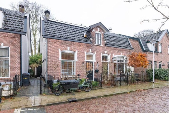 Bekijk foto 1/46 van house in Gooise Meren