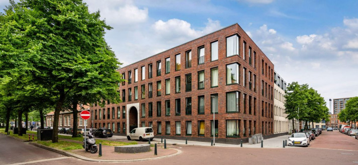 Bekijk foto 1/10 van studio in 's-Gravenhage