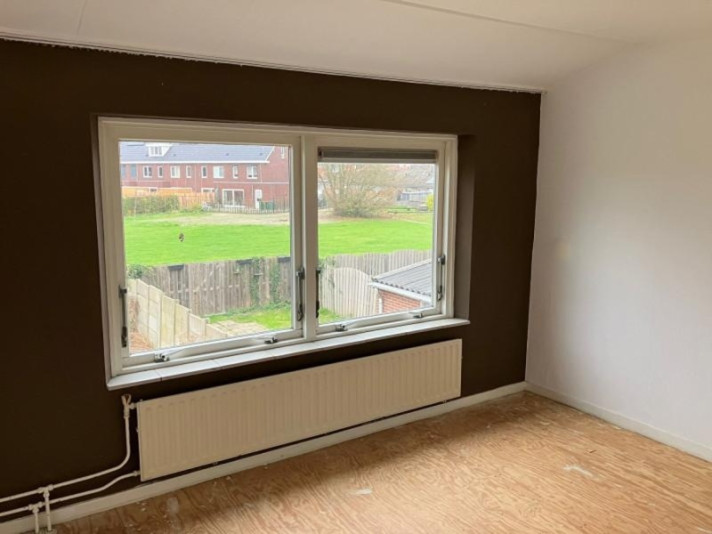 Bekijk foto 1/7 van house in Moerdijk