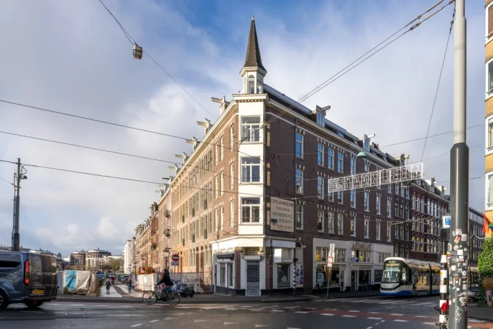 Bekijk foto 1/33 van apartment in Amsterdam