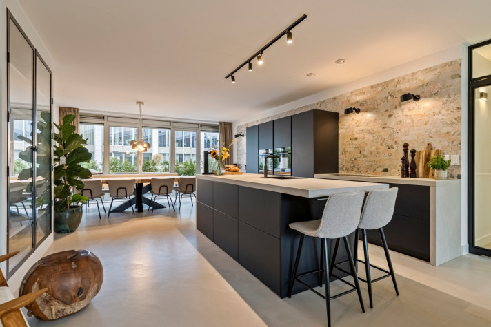 View photo 1/37 of house in Amsterdam