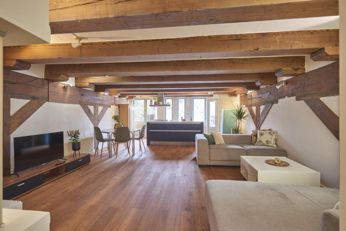 View photo 1/23 of apartment in Amsterdam