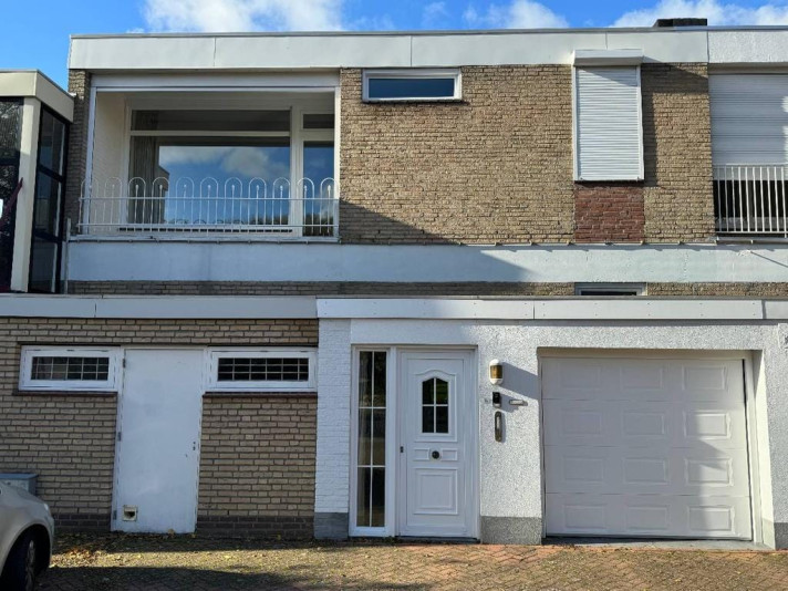 View photo 1/31 of house in Geulle