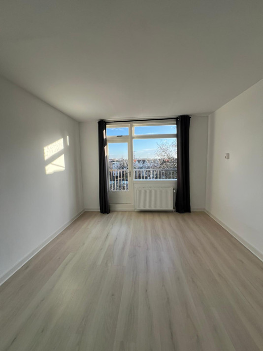 Bekijk foto 1/15 van apartment in Rotterdam