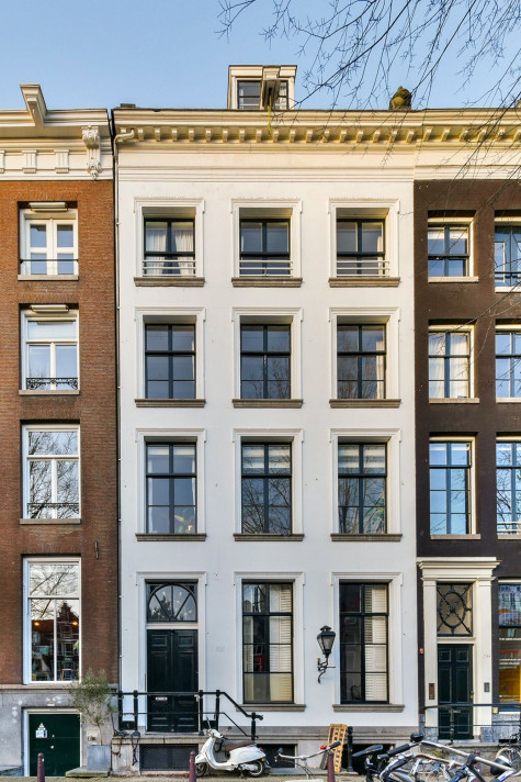 View photo 1/21 of apartment in Amsterdam