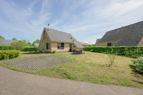 Family home in De Fryske Marren