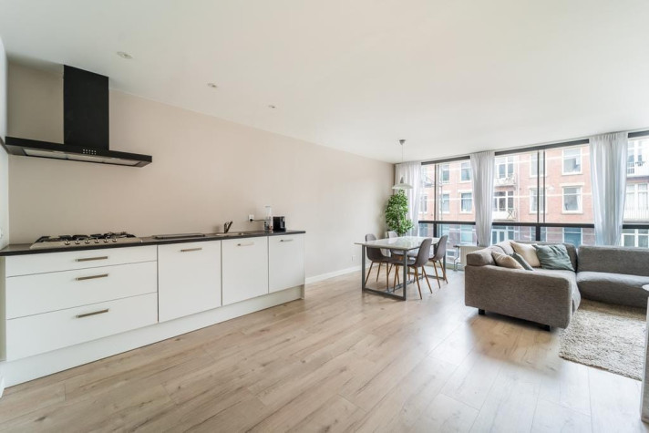 View photo 1/20 of apartment in Amsterdam