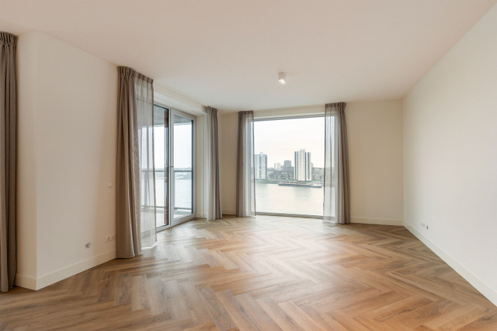 View photo 1/15 of apartment in Rotterdam
