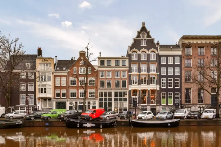 View photo 1/18 of house in Amsterdam
