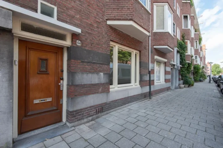 View photo 1/16 of house in Amsterdam
