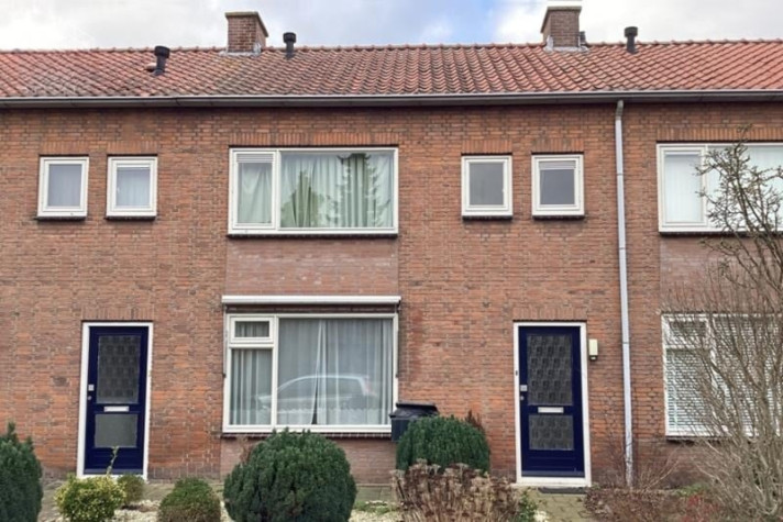 Bekijk foto 1/8 van house in Hoeksche Waard