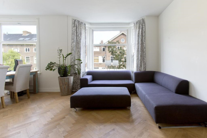 Bekijk foto 1/9 van house in Amsterdam