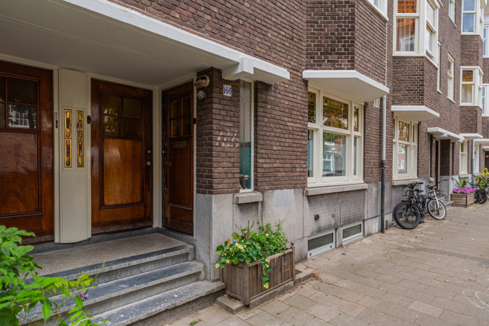 Bekijk foto 1/45 van apartment in Amsterdam