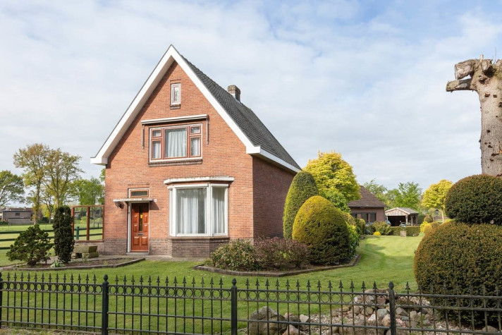 Bekijk foto 1/5 van house in Enschede