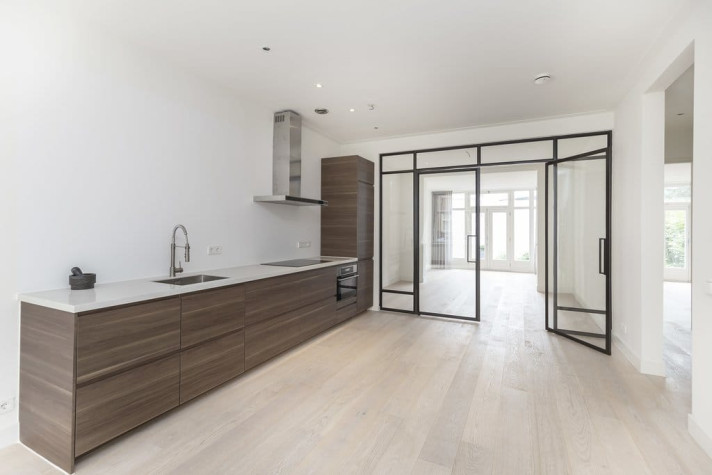 View photo 1/5 of apartment in Amsterdam