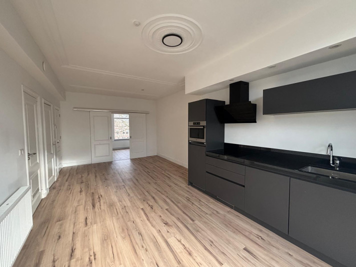 Bekijk foto 1/5 van apartment in 's-Gravenhage