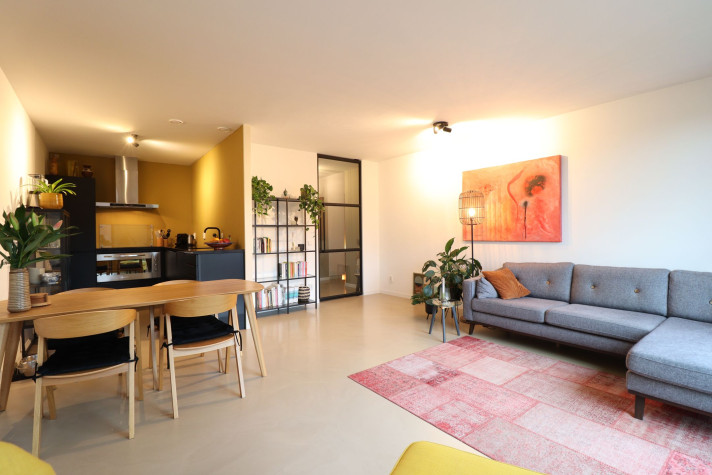 Bekijk foto 1/5 van apartment in Amsterdam