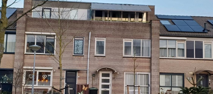 Bekijk foto 1/5 van house in Almere