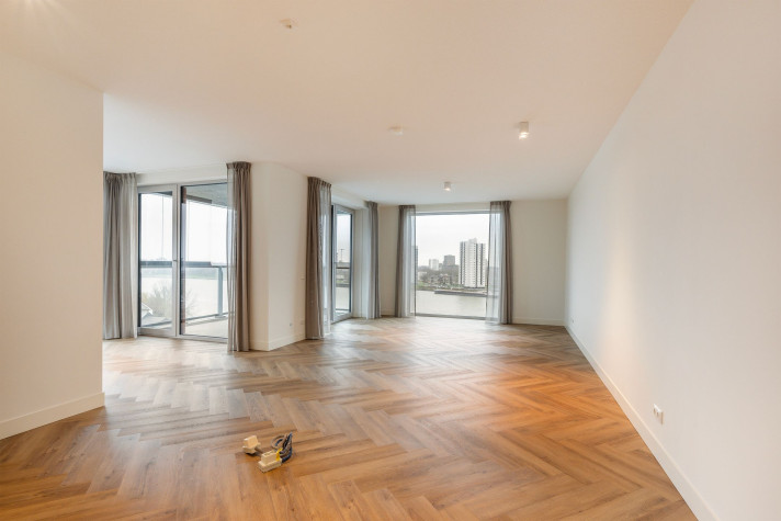 View photo 1/5 of apartment in Rotterdam