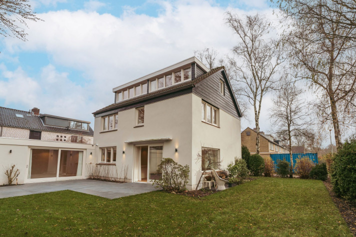 Bekijk foto 1/4 van house in Amstelveen